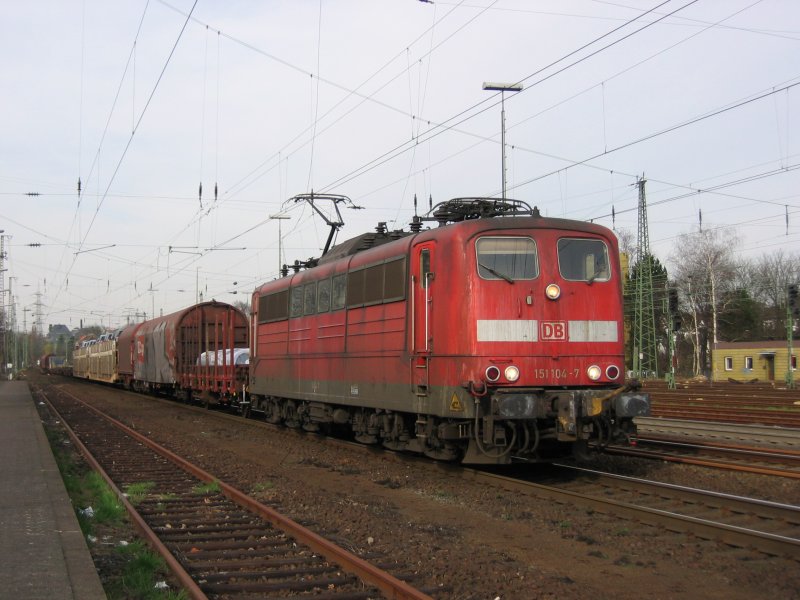 151 104-7 mit gem. GZ

08.03.2008 in Solingen Hauptbahnhof