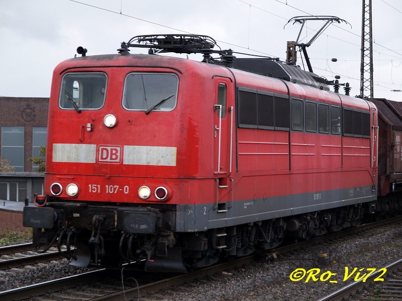 151 107-0. Hier in Witten Hbf. 19.10.2007.