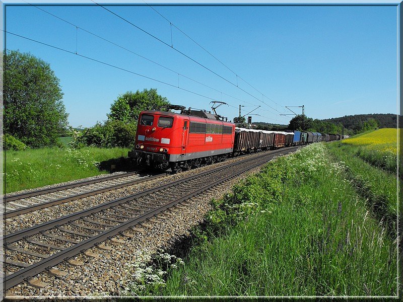 151-142 an einem Mischer bei Parsberg der KBS 880.(23.05.2009)