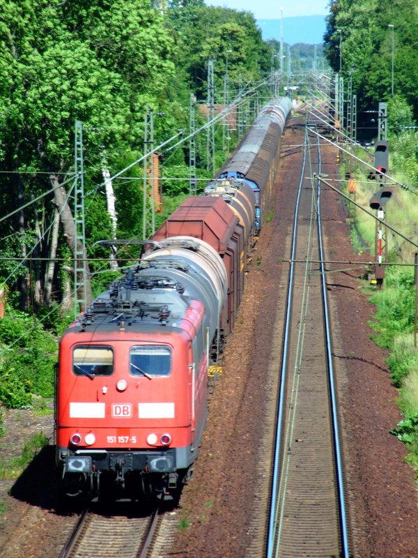 151 157 am 03.06.2009 kurz nach Straubing!