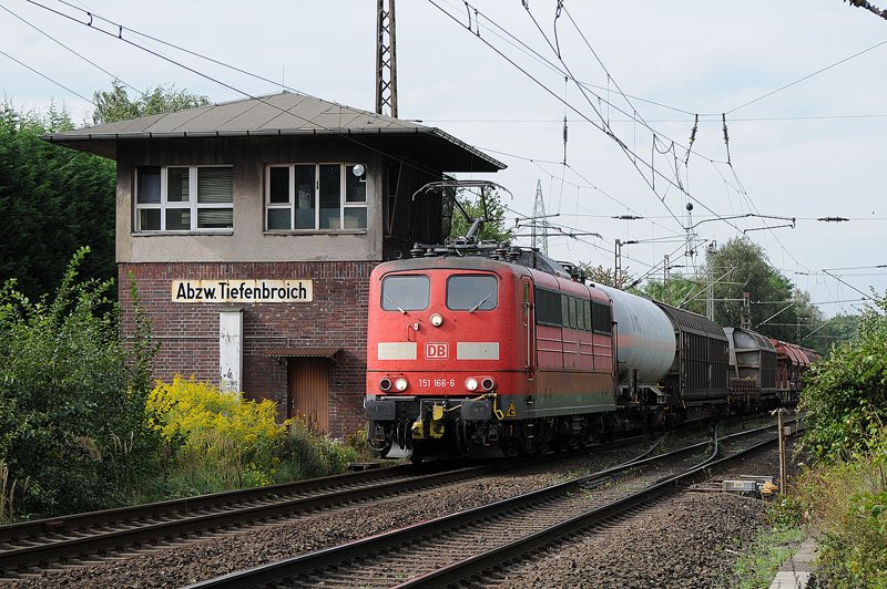 151 166 in Ratingen Abzwg. Lintorf. 02.09.2008
