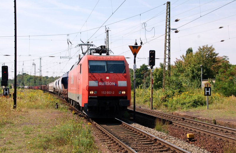 152 002 zieht am 15.08.09 einen G�terzug durch Leipzig-Leutzsch Richtung Leipzig.