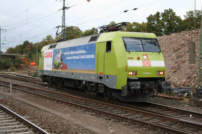 152 005 am 30.9.2009 in Gieen.