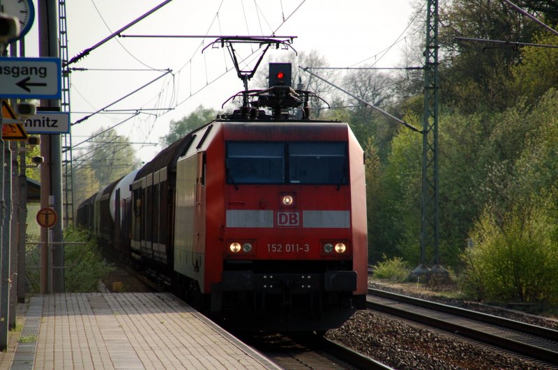152 011 durchfhrt am 16.04.09 Burgkemnitz Richtung Berlin.
