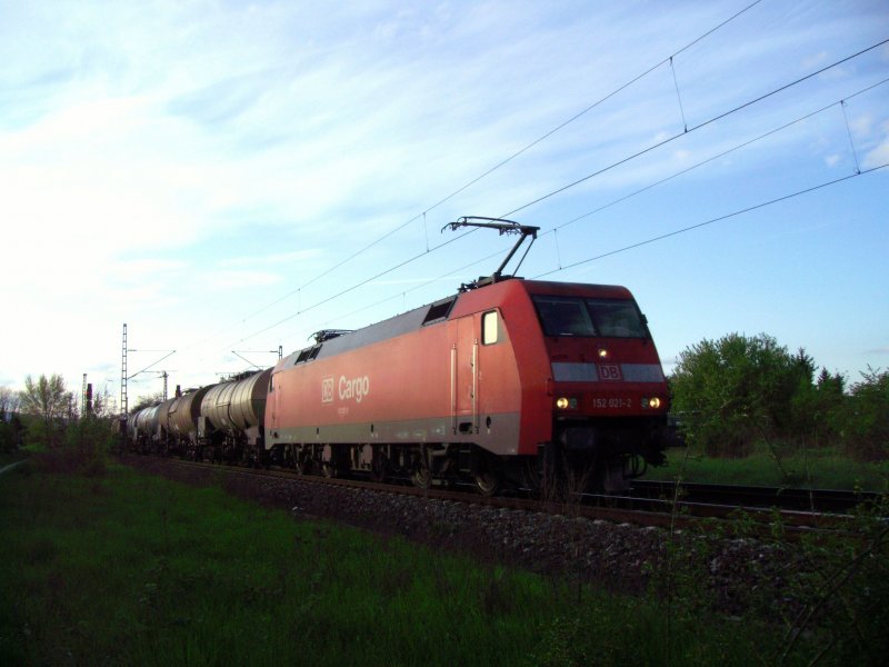 152 021 - 2 durchfhrt Mainz-Kastel in Richtung Mainz-Bischofsheim im Mai 2008.