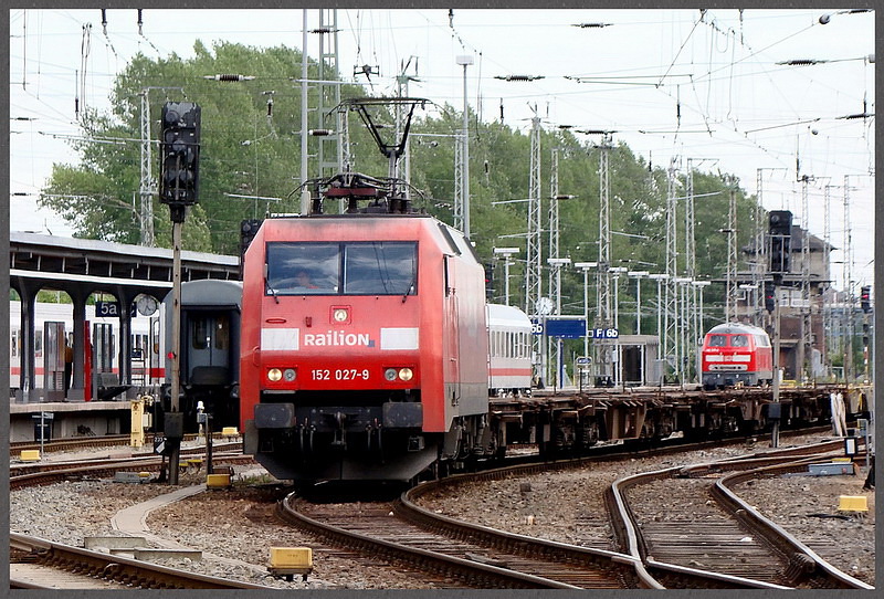 152 027-9  verlsst den Hbf Stralsund. (in Richtung Rostock) 
am 19.06.09 