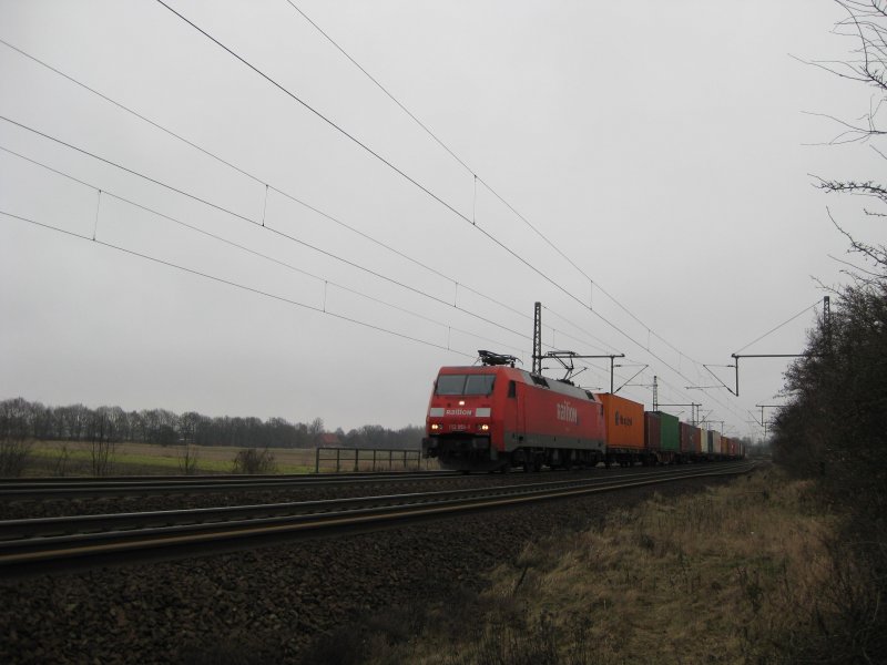 152 050-1 durchfhrt am 31.01.09 mit einem Containerzug Ashausen Richtung Hamburg.