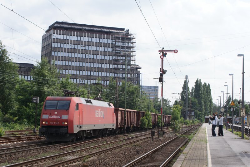 152 051-9 mit Eaos Ganzzug in KDR am 22. Juli 2008