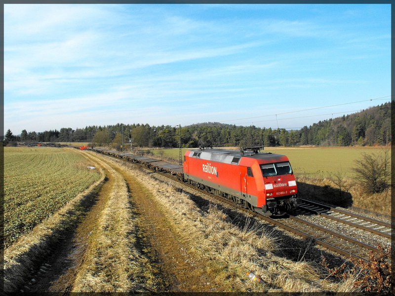 152-054 mit  Flachwagenzug  bei Parsberg,04.03.2009