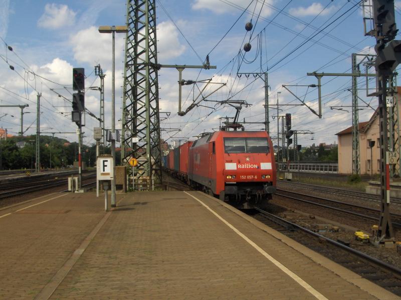 152 057-6 am 05.08.2005 in Fulda.