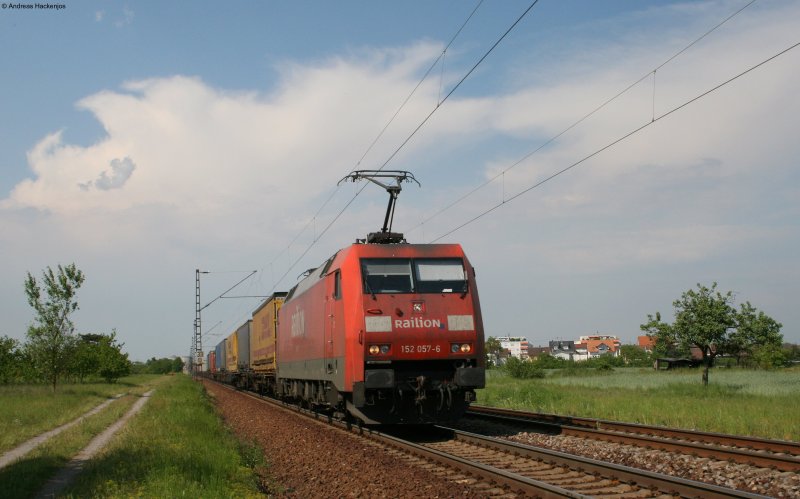 152 057-6  mit TEC 40175 Antwerpen Angola - Novara am km 33,0 bei Wiesental 14.5.08