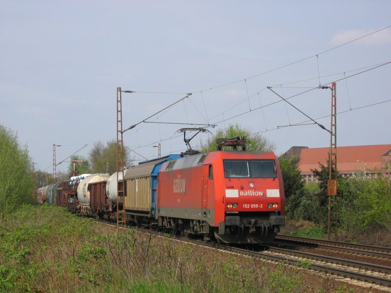 152 059-2 mit gem. GZ (Es war auch ein N-Wagen eingereiht) am 26.04.208 in Hannover