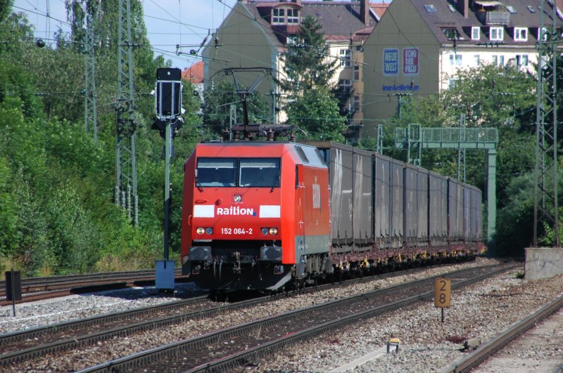 152 064 am 05.07.08 in Mnchen-Heimeranplatz