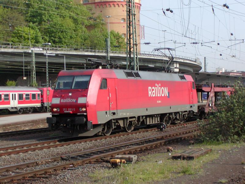 152 091 am 06.05.2006 in Koblenz Hbf