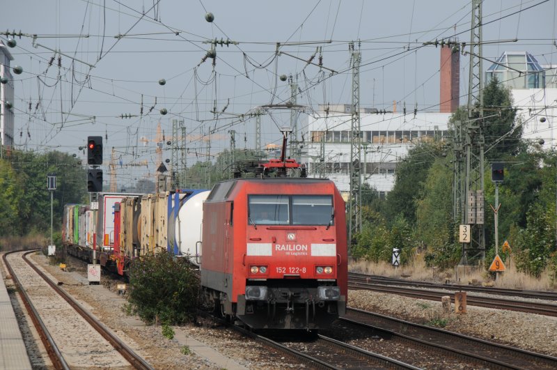 152 122 am 24.09.09 in M�nchen-Heimeranplatz Richtung Ostbahnhof