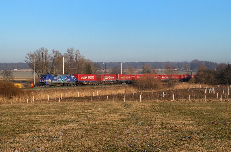 152 138 (Albatros) mit 43240 bei Mammendorf (13.01.2009)