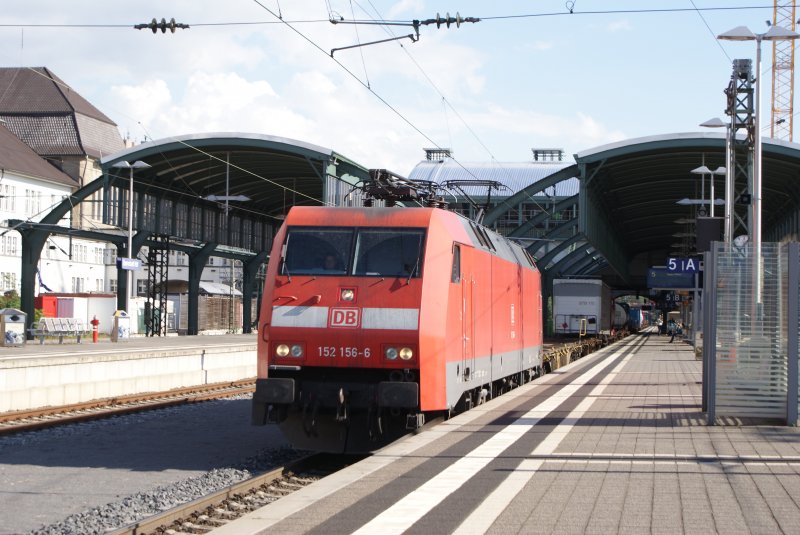 152 156-6 mit Conainerzug in Darmstadt Hbf am 19.07.2008