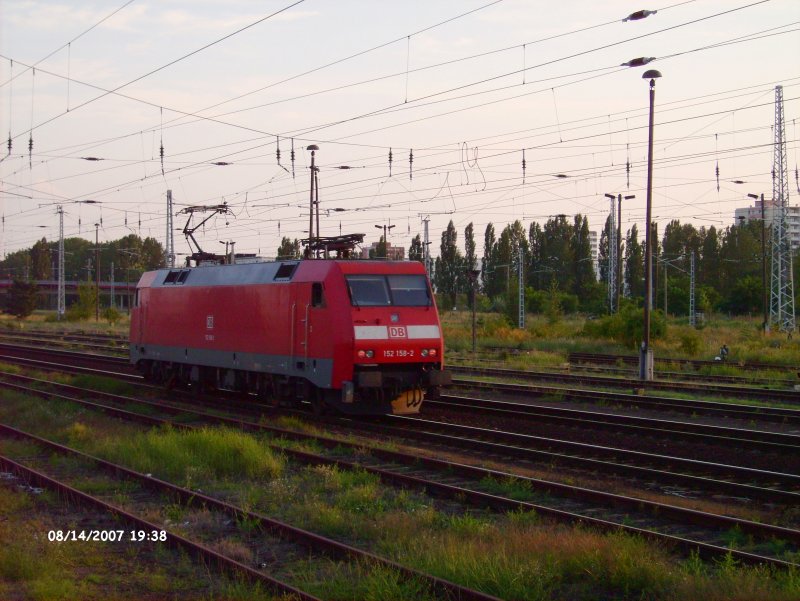 152 158 f�hrt solo durch Eisenh�ttenstadt.14.08.07