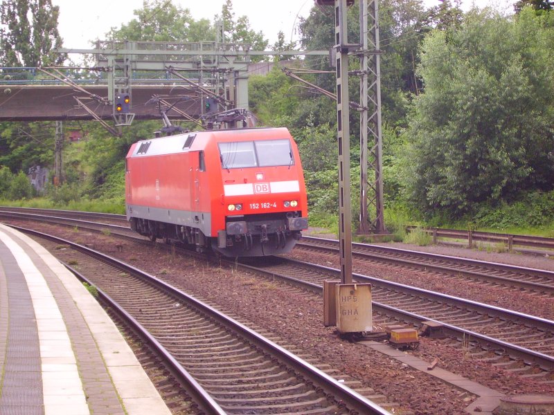 152 162-4 als Lz durch Hamburg-Harburg. 01.07.07
