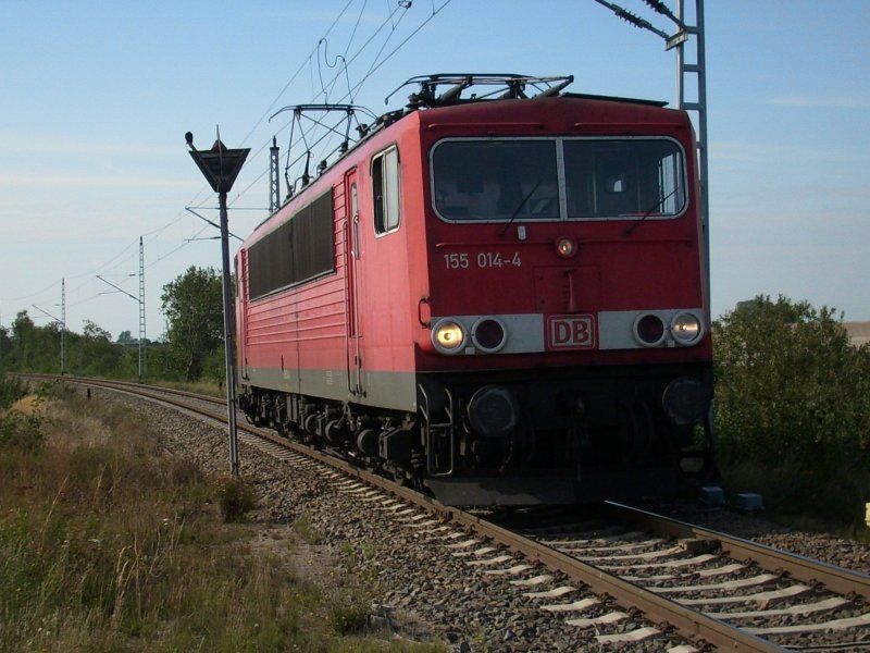 155 014 am 09.September 2009 an der Westausfahrt in Mukran.