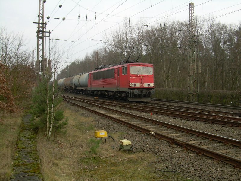 155 015 mit Kesselwagenzug am 24.2.2007 in Eystrup