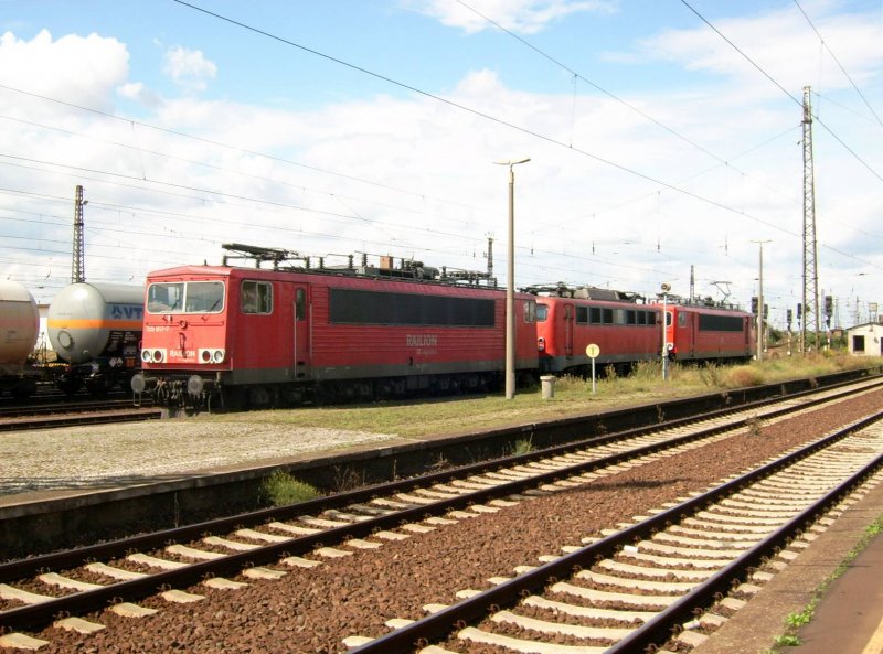 155 056 fhrt sich samt Anhang am 18.08.08 auf die Abstellposition in Grokorbetha.
