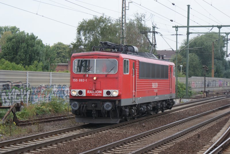 155 082-1 fuhr als Lz am 21.08.2009 durch Hannover Linden/Fischerhof.