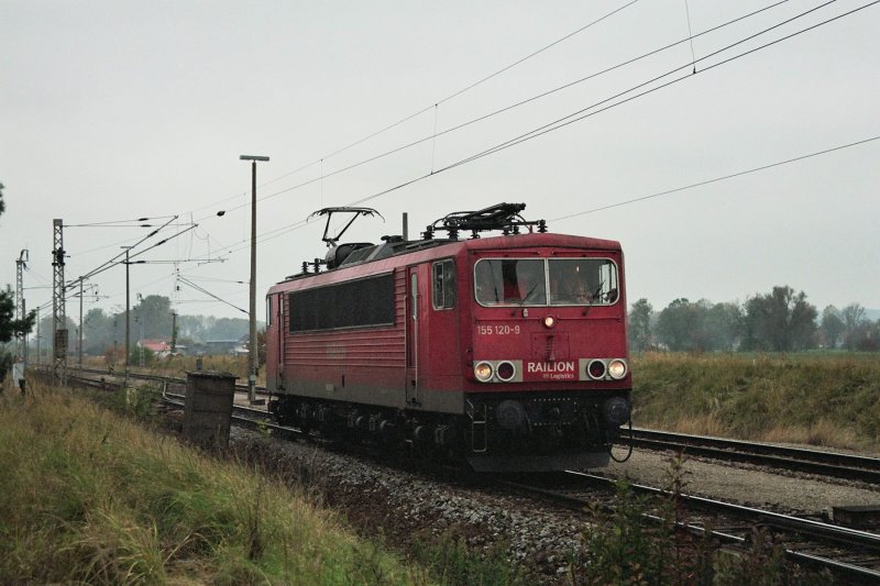 155 120-9 bei der Einfahrt in den PCK Werksbahnhof Stendell (25.10.2007)