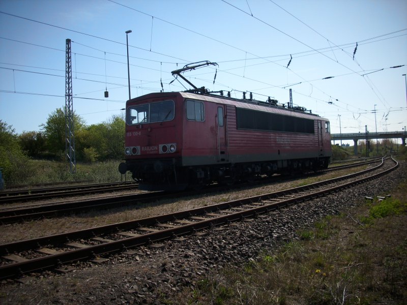 155 130 am 09.Mai 2009 beim Richtungswechsel in Mukran.