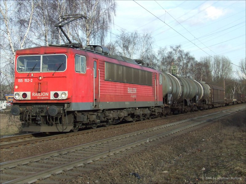 155 152-2 erreicht mit einem gemischten Gz den Gbf Gelsenkirchen Bismarck. 7.2.08