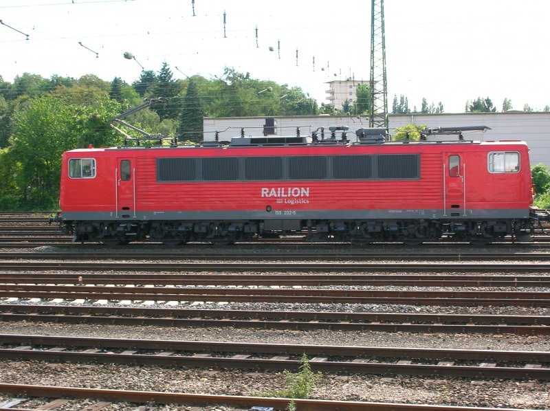 155 202-5 von Railion am 19.8.2006 in Koblenz.