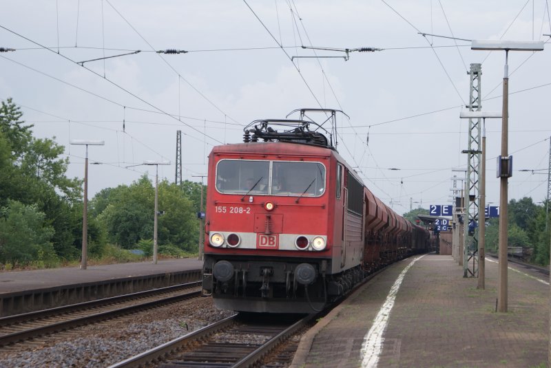 155 208-2 mit einem Schotterzug in Bensheim in Ri. Grossachsen - Heddesheim am 17.07.08