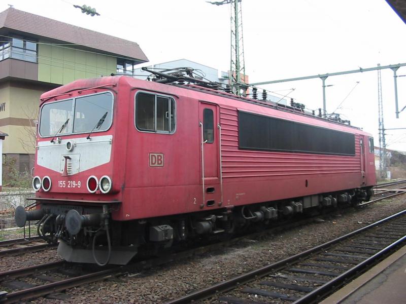 155-219 am 21.12.2005 in Worms Hbf abgestellt.