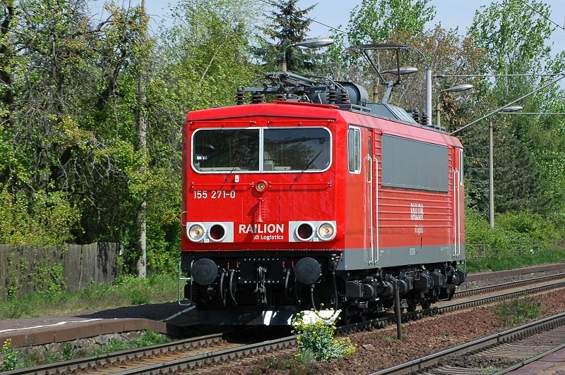 155 271-0 in Leipzig-Rckmarsdorf. (20.04.07)