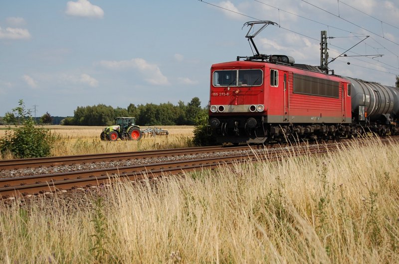 155 272-8 oder der Traktor Wer ist schneller ? 16.07.2009 bei Woltorf