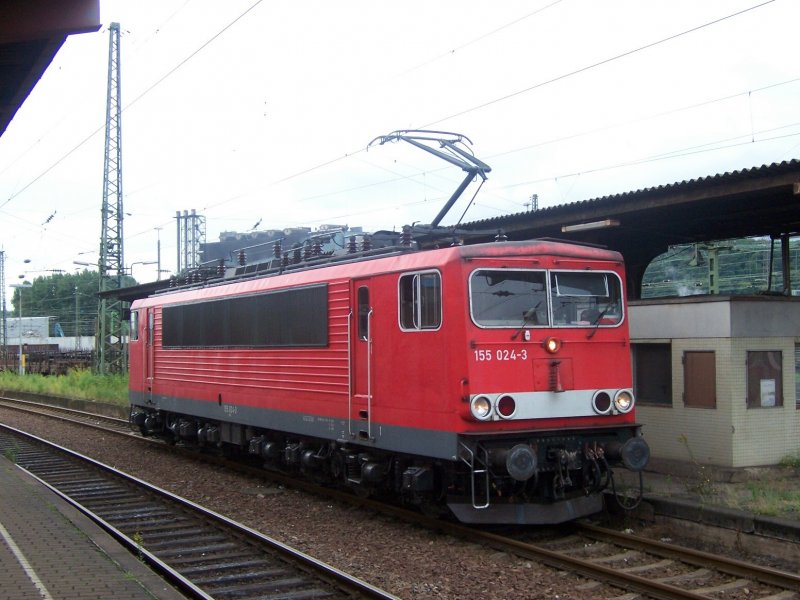 155024 am 12.09.2008 im Bahnhof Vlklingen/Saar. 
