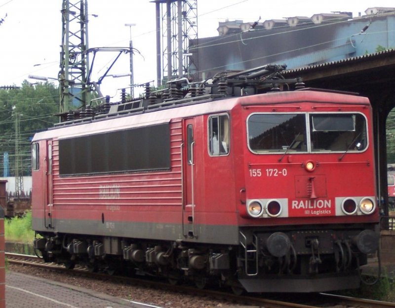 155172 wartet am 29.07.2008 im Bahnhof V�lklingen/Saar auf seinen Zug.