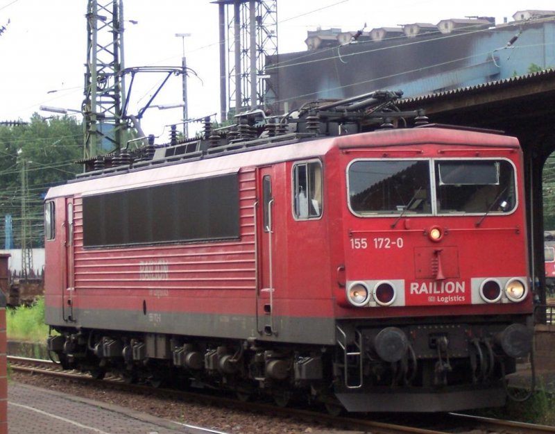 155172 wartet am 29.07.2008 im Bahnhof Vlklingen/Saar auf seinen Zug.