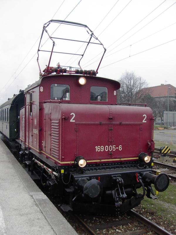 169 005-6 in M�nchen Ost am 27.03.05