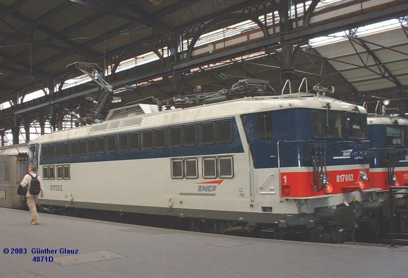 17 002 am 11.05.2003 in Paris St.Larare.