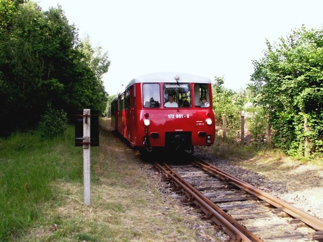 172 001 der Hafenbahn Neustrelitz auf Sonderfahrt am 30.05.2009 zum Hafenfest in Neustrelitz.