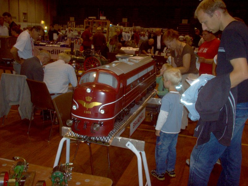 1:8 modell der DSB My1101, Brandhjparken bei Hedehusene, Dnemark.
12. modellbahn-ausstellung der DMJU, Kopenhagen, Dnemark 2006.