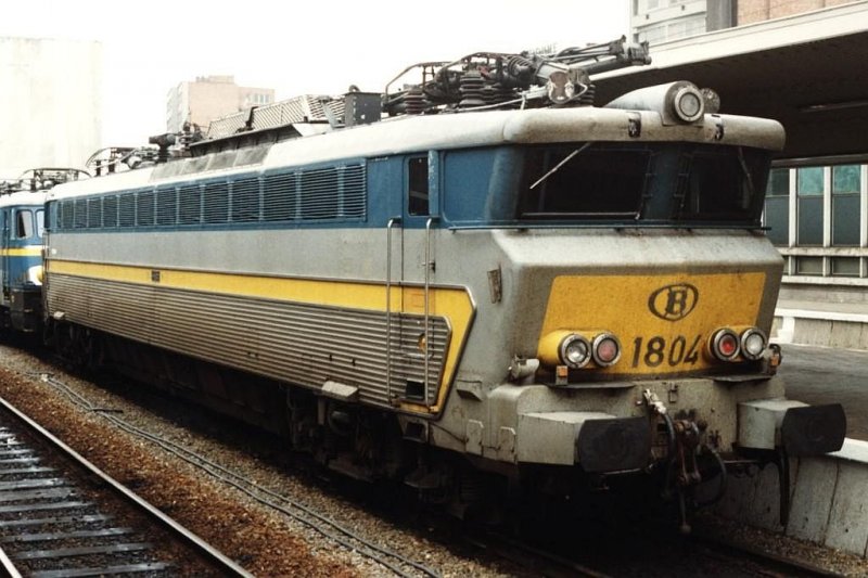 1804 auf Bahnhof Lige Guillemins am 25-10-1993. Bild und scan: Date Jan de Vries.