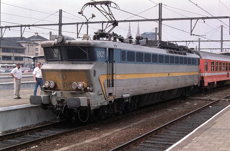 1805 mit Zug nach Kln in Oostende Juli 1994.