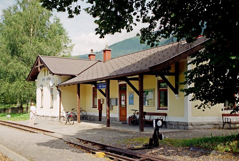 18 07 1998 Osterreich Pinzgauer Bahn Zell Am See Krimml Bahnhof Furth Kaprun Bahnbilder De
