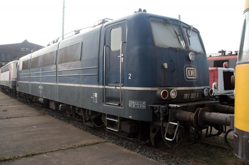181 001-9 im DB Museum Koblenz am 8-4-2006