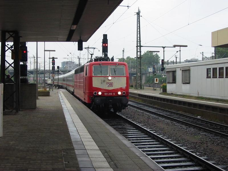 181-215 am 1.10.2005 in Mannheim Hbf.