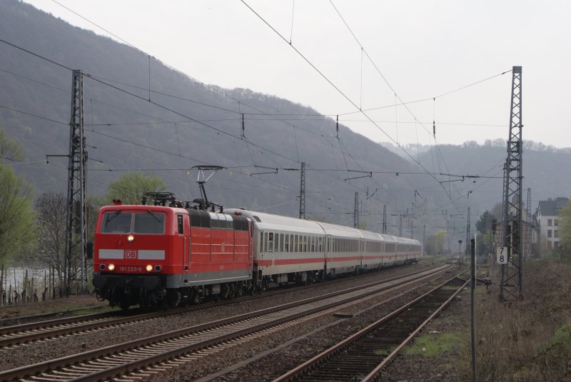 181 223 mit IC in Winningen an der Mosel am 06.04.09