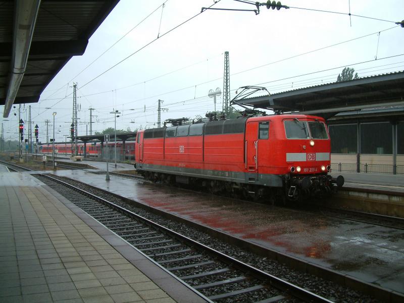 181 225 beim Rangieren in Karlsruhe Hbf.