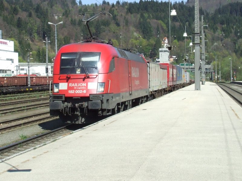 182 002 am 14.4.2007 in Kufstein